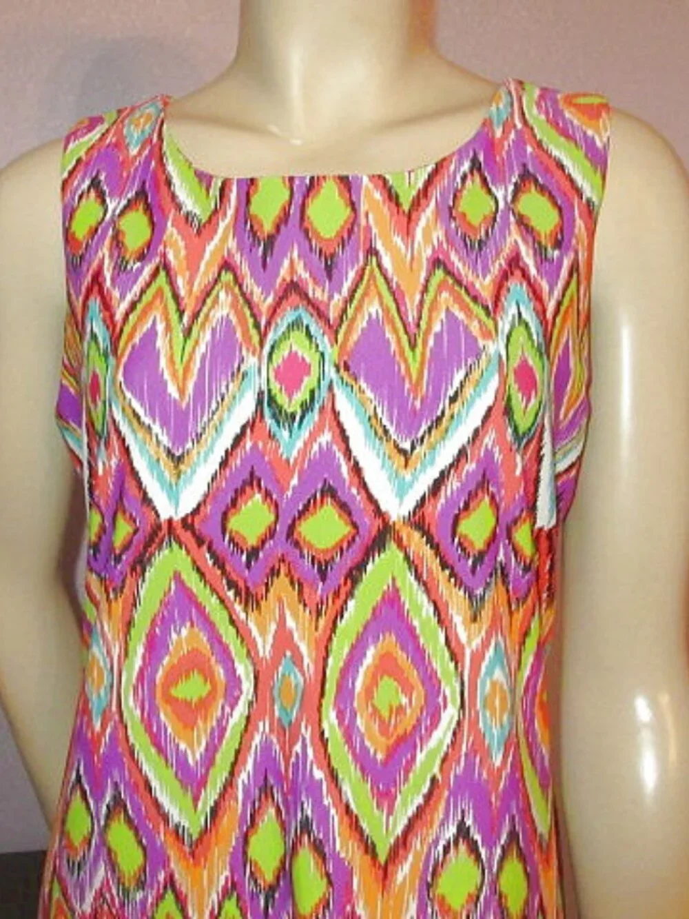 Jude Connally Beth Dressi Size M Jewel Neck Jude Cloth Sleeveless Mod iKat NEW